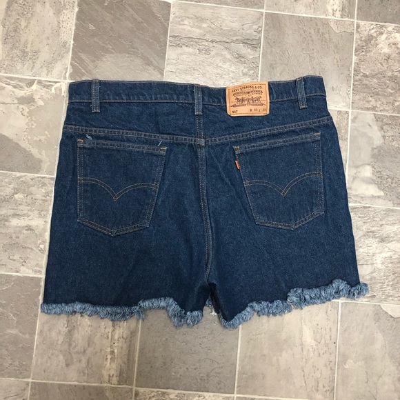 Men’s vintage 70s Levi’s orange tab jean shorts - Picture 2 of 5